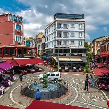 Golden Istanbul