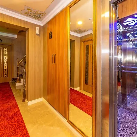 Golden Hotel