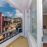 Golden Hotel