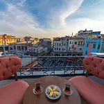 Golden Hotel 3*